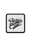 Gorra de Trucker Premium Negro - Gris con Parche Partner In Crime
