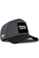Gorra Negro-Antracita Béisbol con Parche Never Give Up