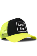 Gorra Neón-Negro Trucker Clásico con Parche Carpe Diem
