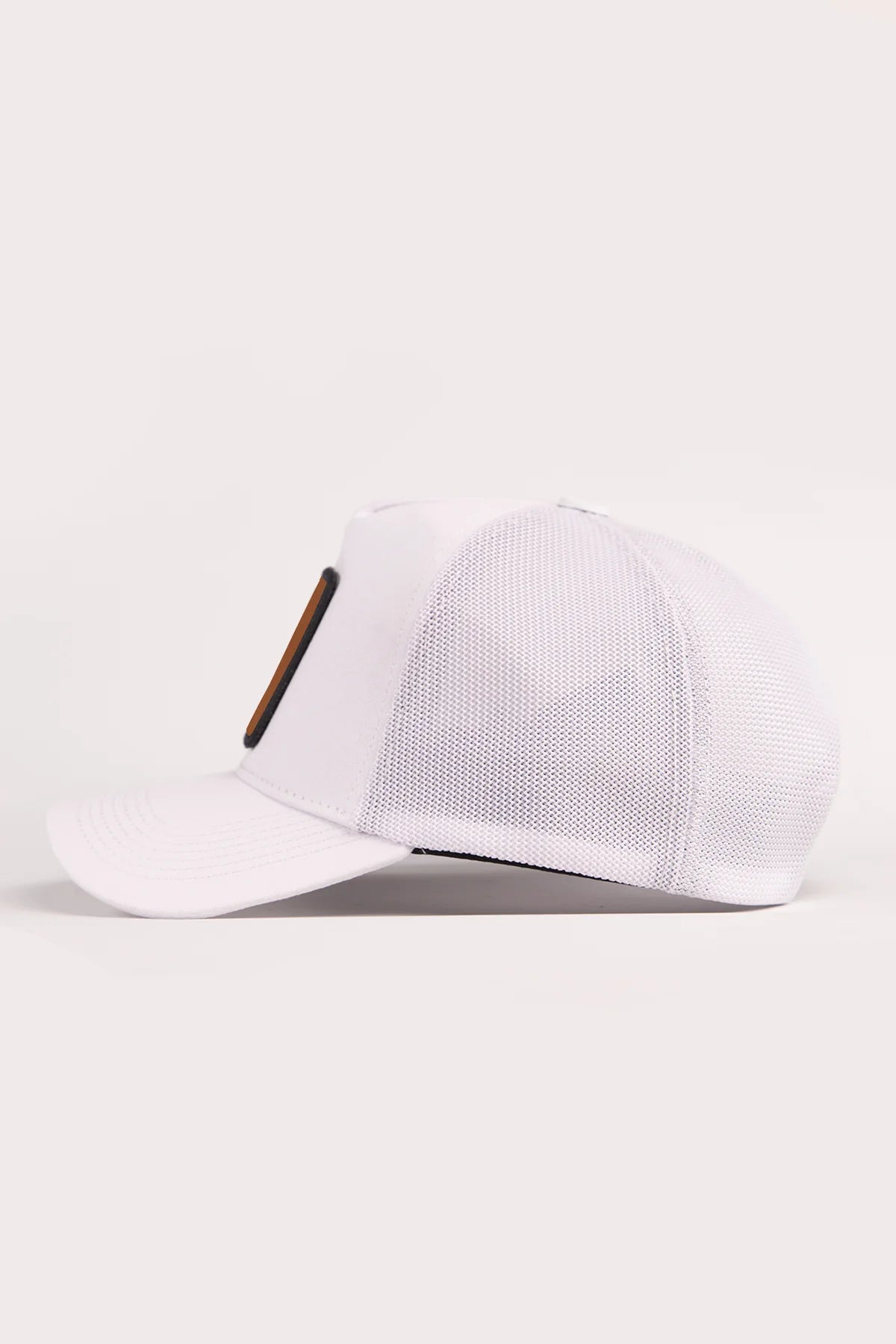 Gorra Blanca Trucker BlackBörk