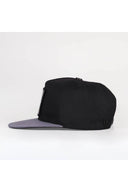 Gorra Gris-Negra Hip Hop