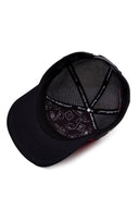 Gorra Negro Rojo Hip Hop Premium con Parche ciervo