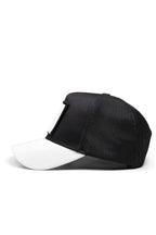 Gorra Blanco-Negro Trucker - Vista trasera con logo | BlackBörk España