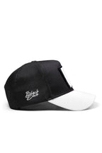 Gorra Blanco-Negro Trucker - Vista lateral | BlackBörk España