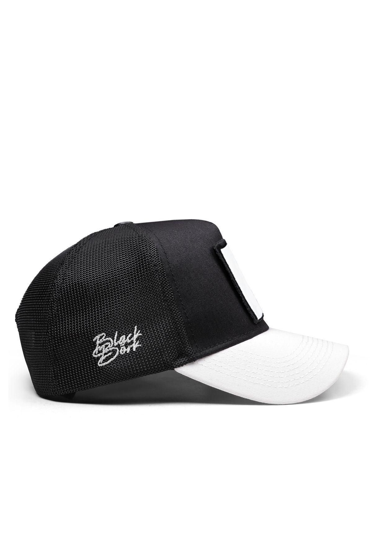 Gorra Blanco-Negro Trucker - Vista lateral | BlackBörk España